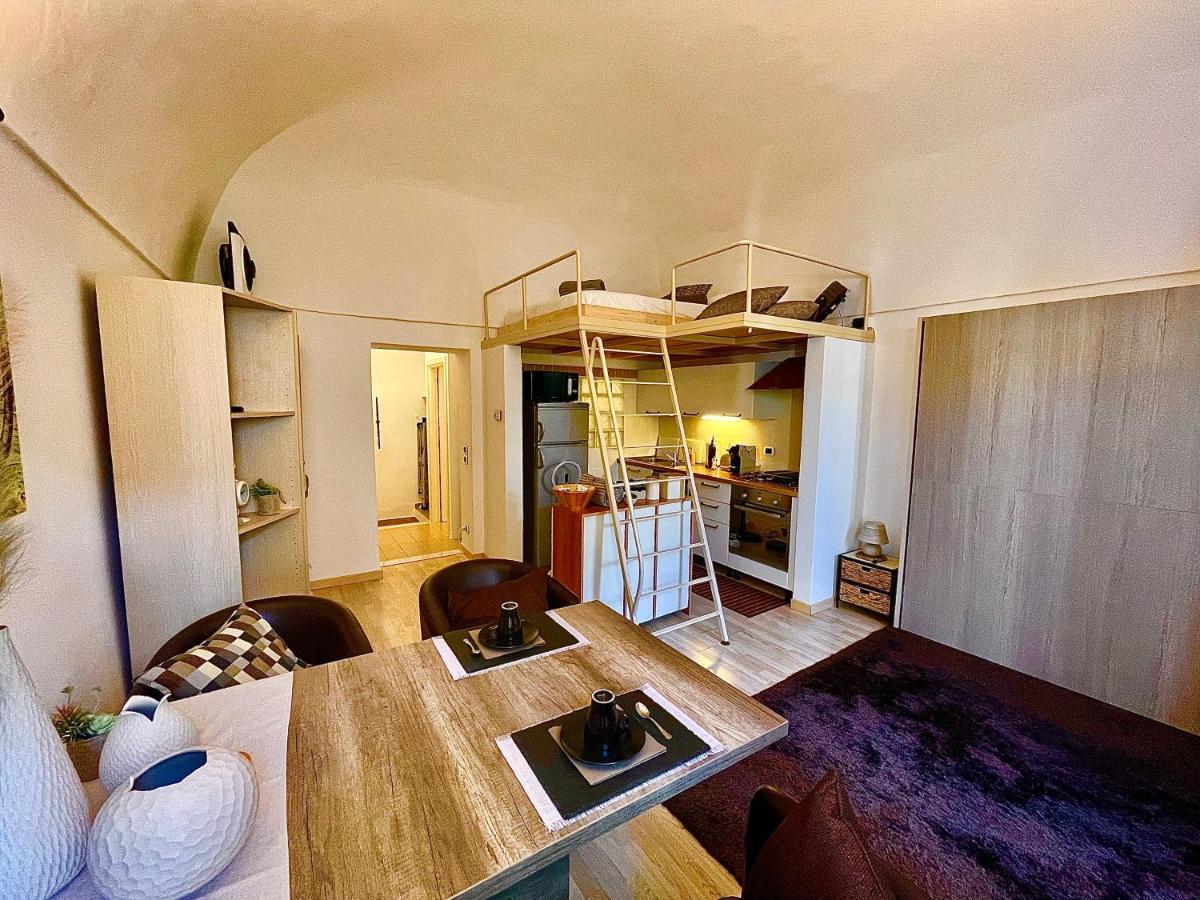 Vialunga Apartment In The Old Town Бордигера Экстерьер фото
