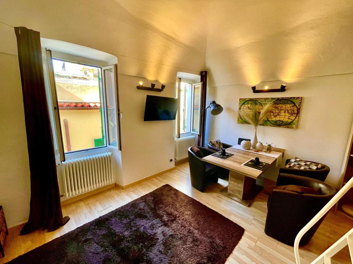 Vialunga Apartment In The Old Town Бордигера Экстерьер фото